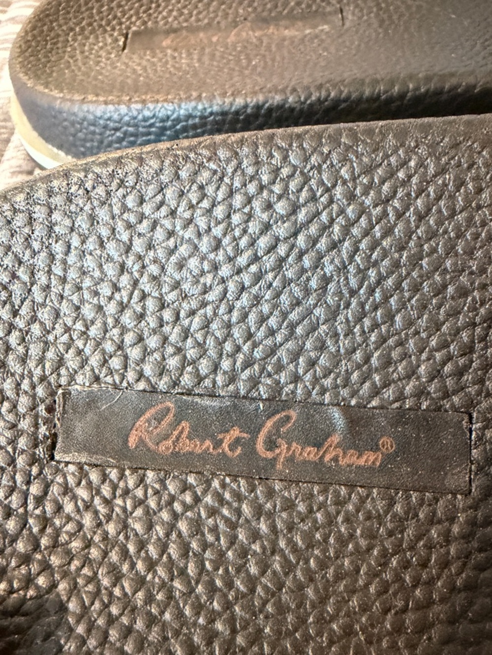 NWOT Robert Graham Men’s Size 13 Black Embossed Slide Sandals - Picture 5 of 8